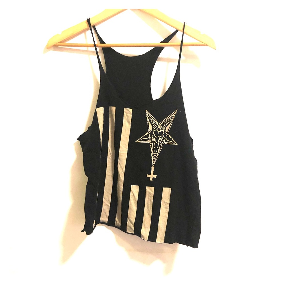 Actual Pain cut tank crop